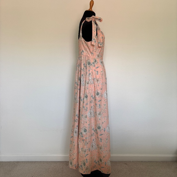 Gal Meets Glam Makenna Pink Floral Maxi Dress with Shoulder Ties and Pockets - Picture 2 of 6